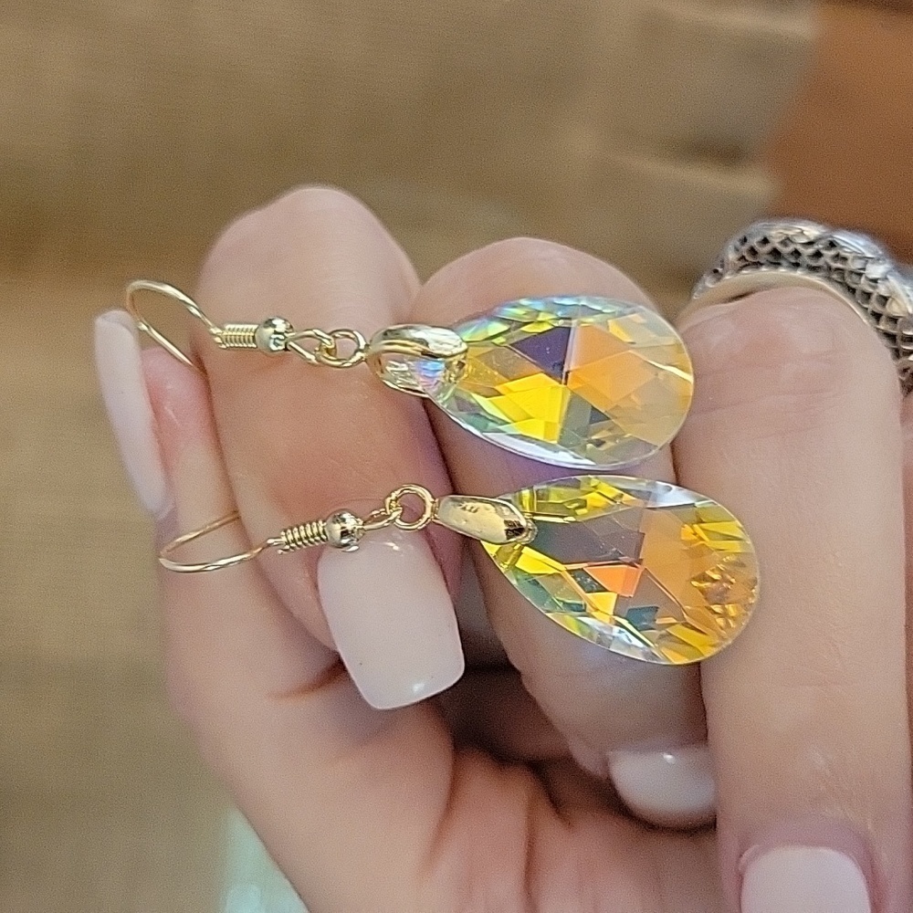 Brilliant Shimmer Teardrop Prism Earrings - Picture 4 of 6